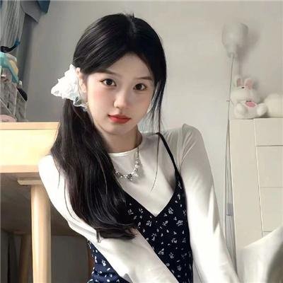 彩凤云裳